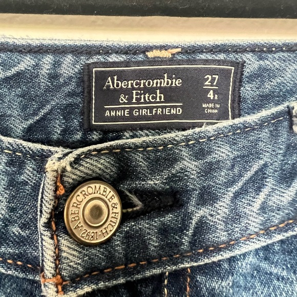 Abercrombie Annie Girlfriend Jeans - Picture 4 of 4